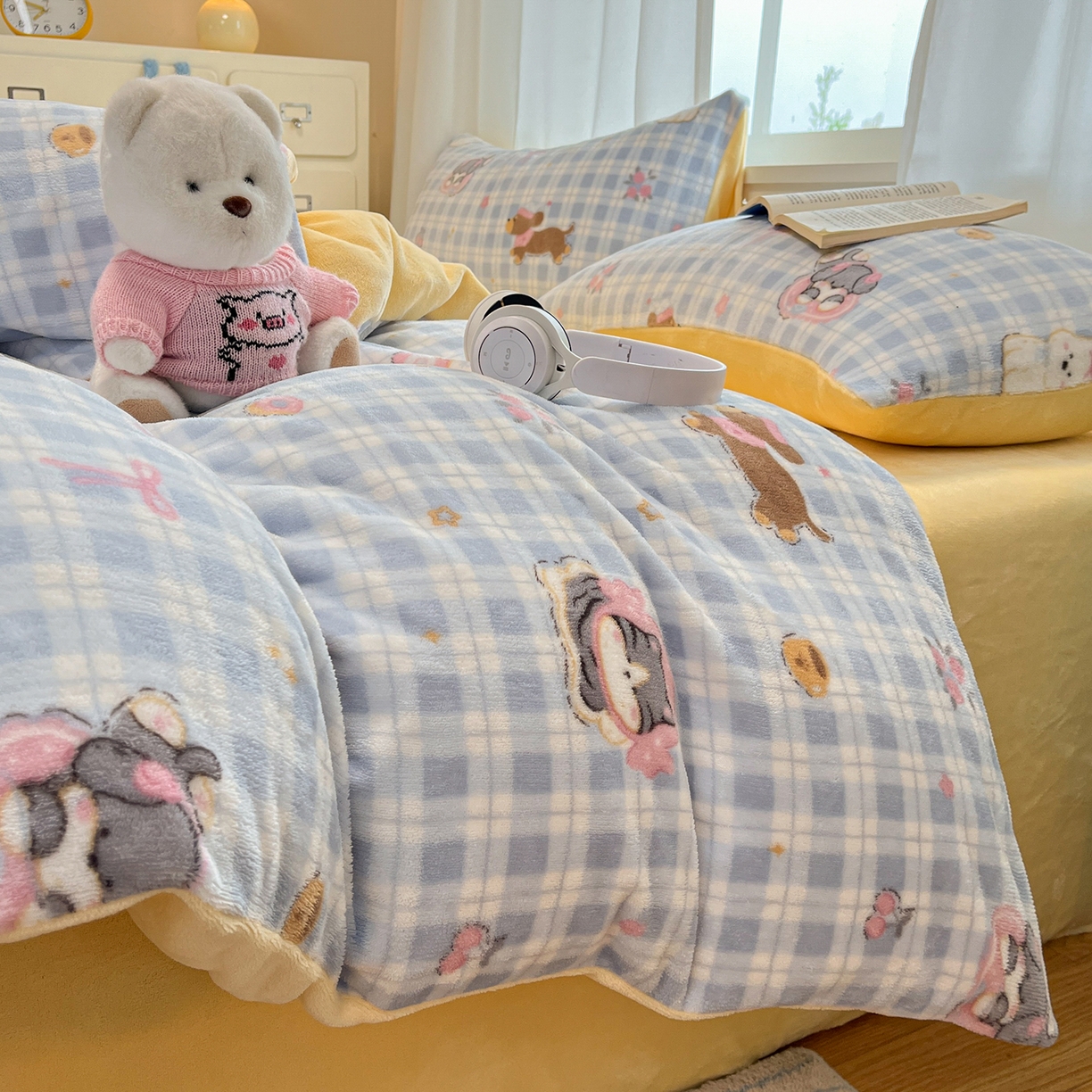 91家纺网 家纺一手货源 找家纺 吉象家纺 2025新款高克重牛奶绒印花被套 宠物派