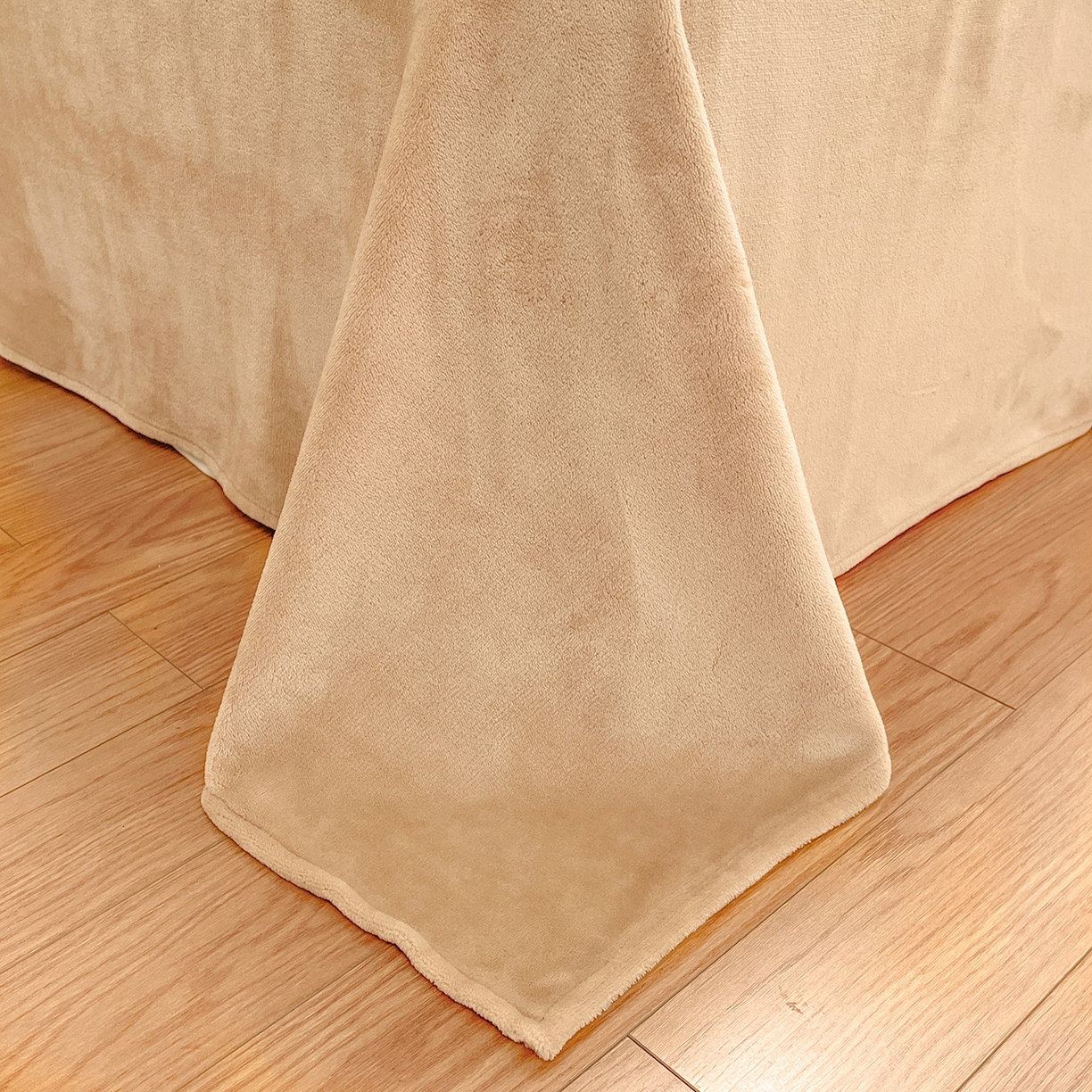 91家纺网 家纺一手货源 找家纺 吉象家纺 2025新款高克重牛奶绒印花被套 好伙伴