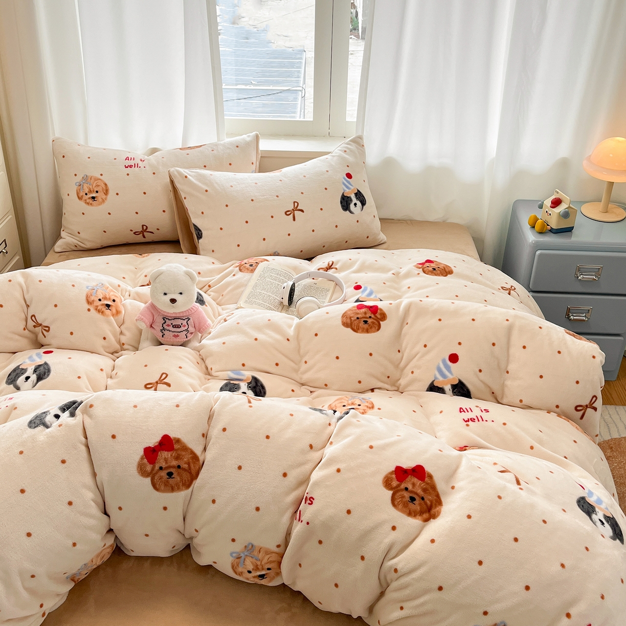 91家纺网 家纺一手货源 找家纺 吉象家纺 2025新款高克重牛奶绒印花被套 好伙伴