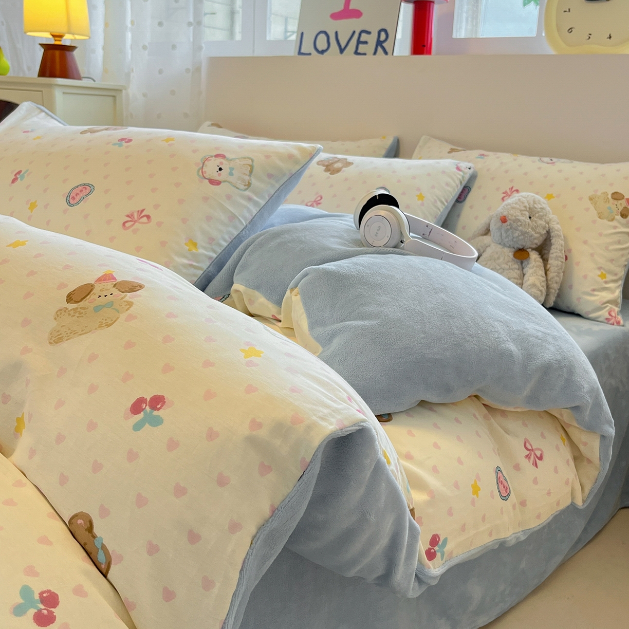 91家纺网 家纺一手货源 找家纺 （总）吉象家纺 2025新款全棉牛奶绒印花四件套