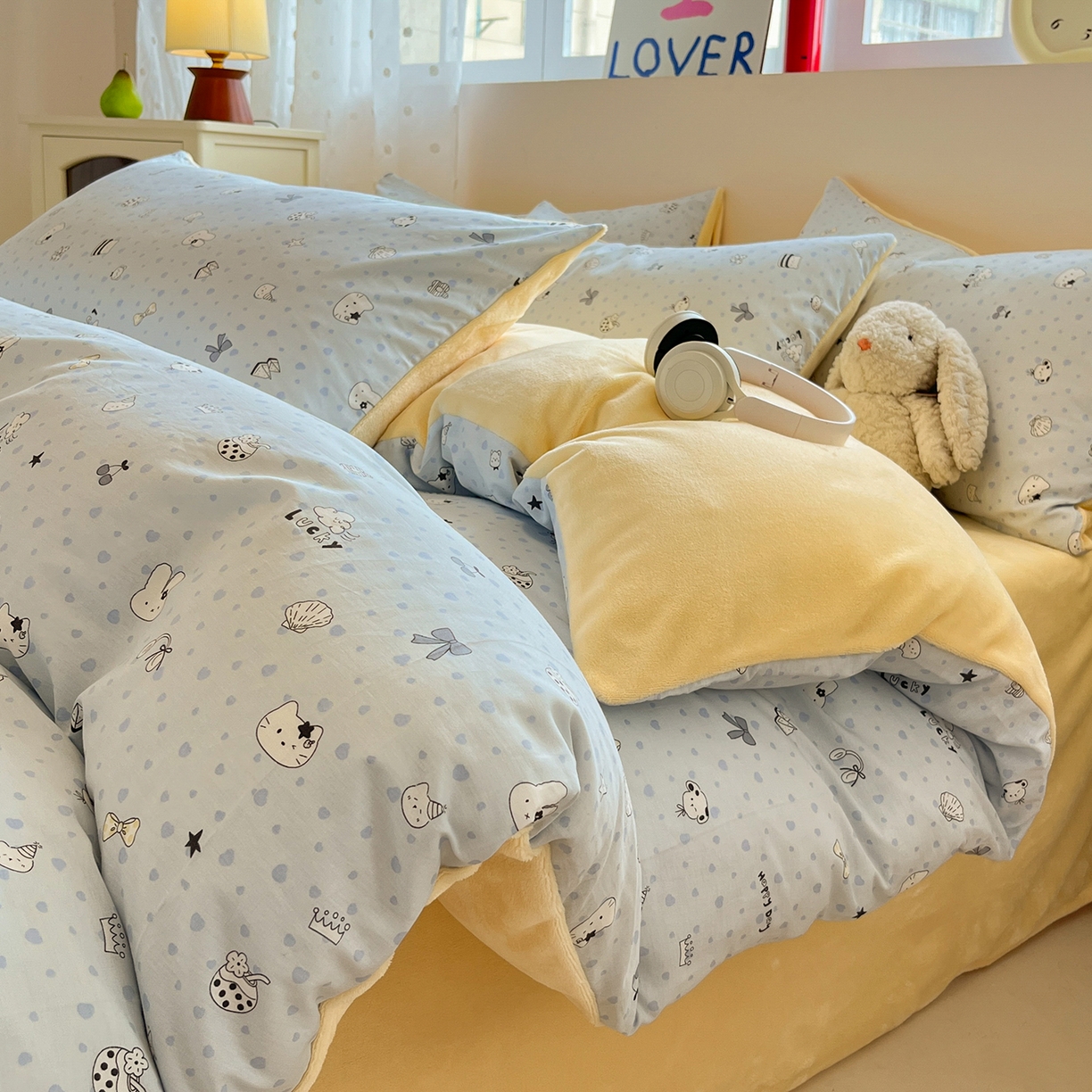吉象家纺 2025新款全棉牛奶绒印花四件套 棉绒-蜜罐猫猫