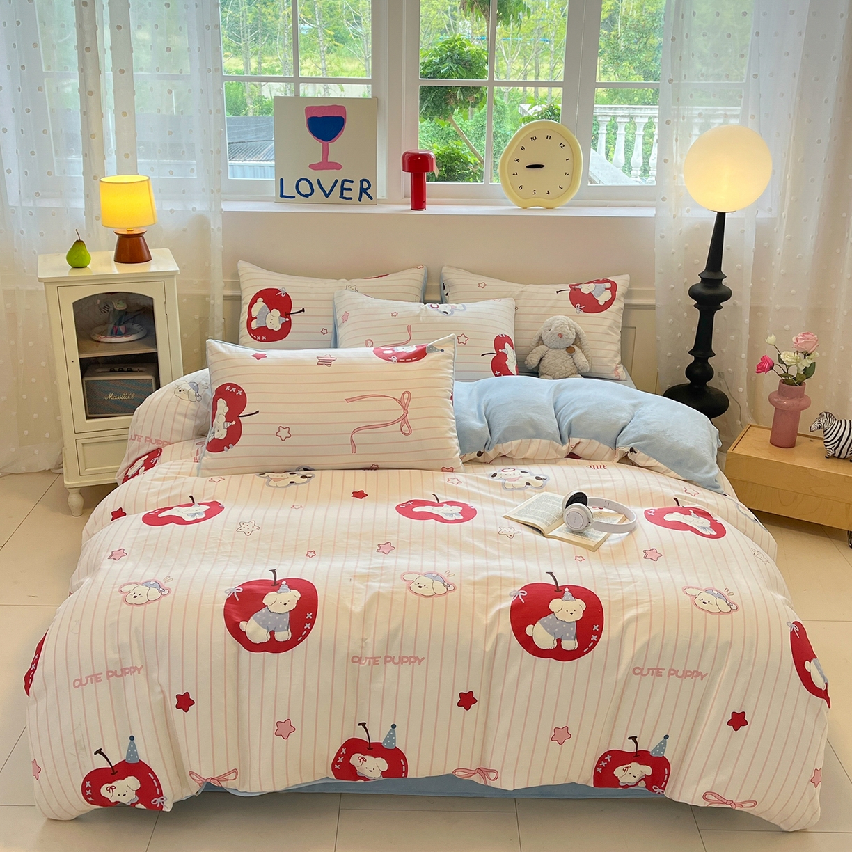 91家纺网 家纺一手货源 找家纺 吉象家纺 2025新款全棉牛奶绒印花四件套 棉绒-苹果狗