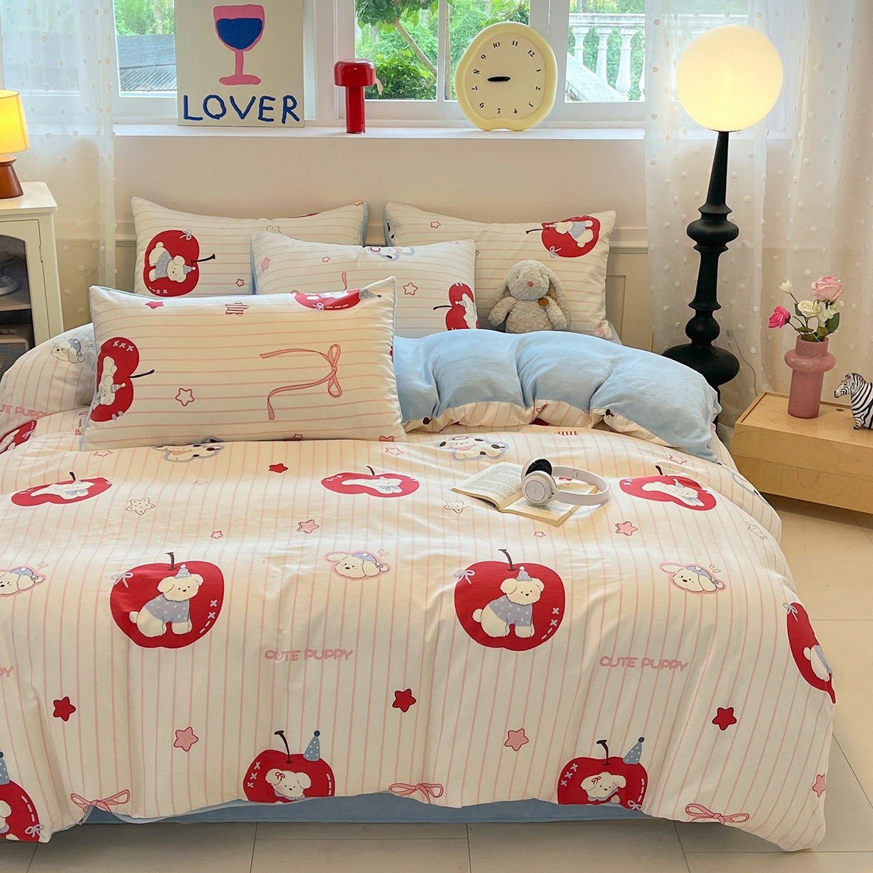 91家纺网 家纺一手货源 找家纺 吉象家纺 2025新款全棉牛奶绒印花四件套 棉绒-苹果狗