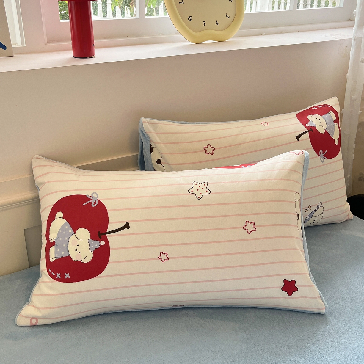 91家纺网 家纺一手货源 找家纺 吉象家纺 2025新款全棉牛奶绒印花四件套 棉绒-苹果狗