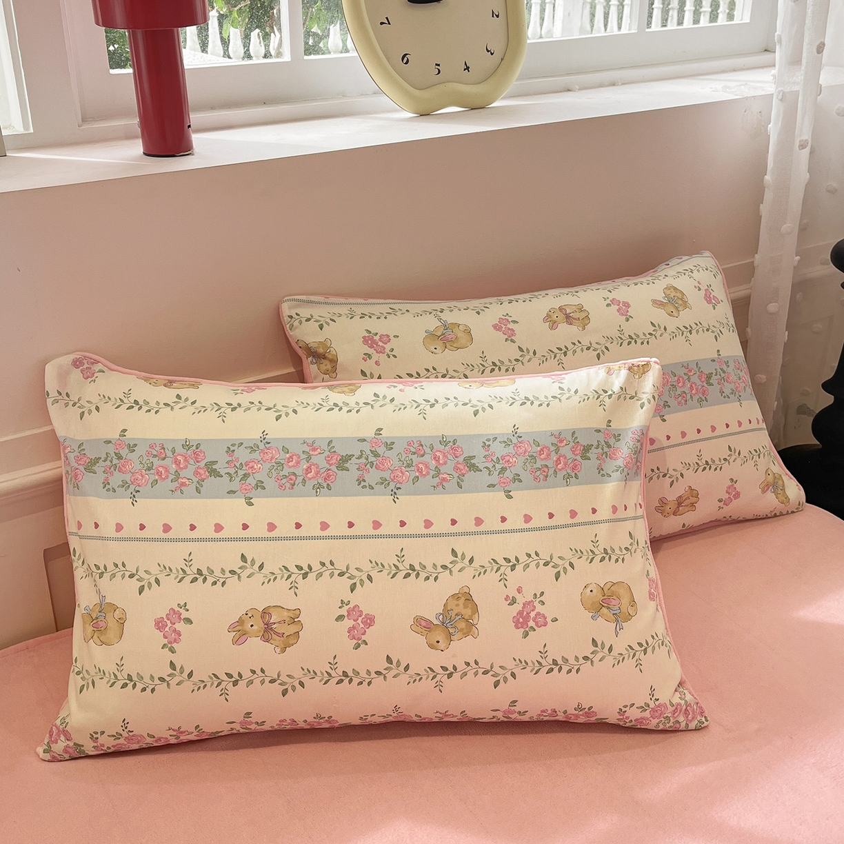 91家纺网 家纺一手货源 找家纺 吉象家纺 2025新款全棉牛奶绒印花四件套 棉绒-碎花小兔