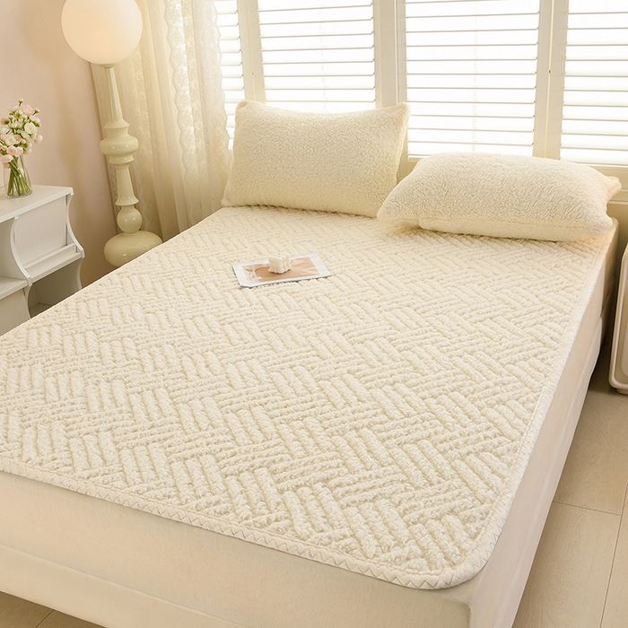 91家纺网 家纺一手货源 找家纺 （总）圣靓家纺 2025新款羊羔绒床垫床护垫-学生床