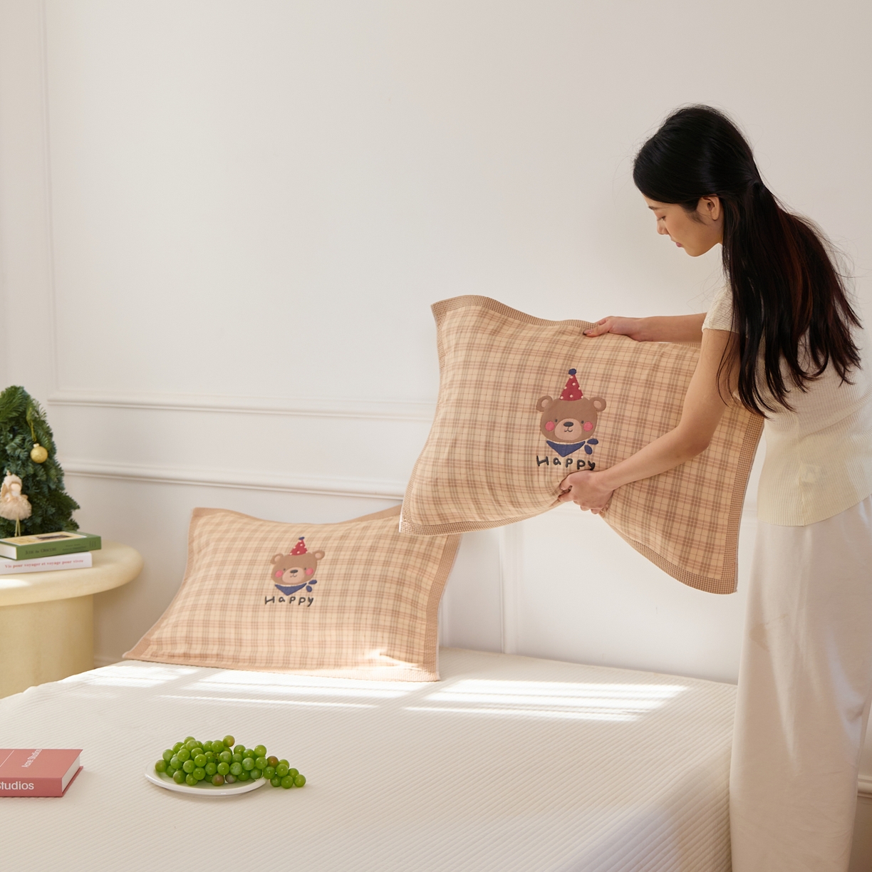 91家纺网 家纺一手货源 找家纺 （总）沐瑟家纺 2025新款卡通格子纯棉八层枕巾 （含质检报告）