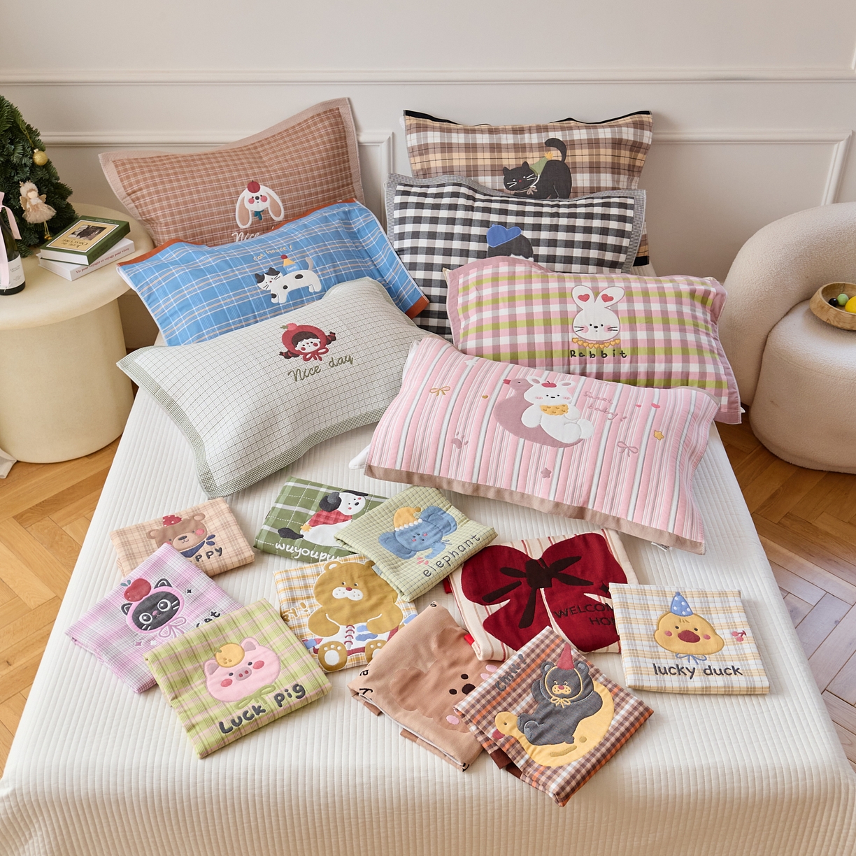 91家纺网 家纺一手货源 找家纺 沐瑟家纺 2025新款卡通格子纯棉八层枕巾（含质检报告） 组合图仅做展示不可下单