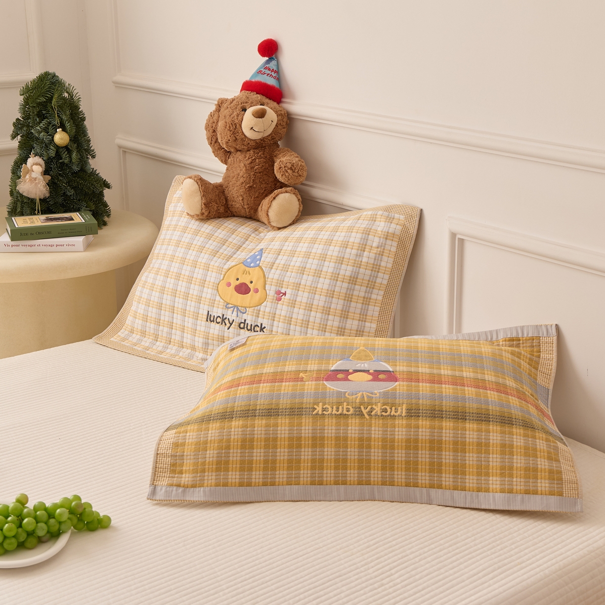 91家纺网 家纺一手货源 找家纺 沐瑟家纺 2025新款卡通格子纯棉八层枕巾（含质检报告） 橙小鸭