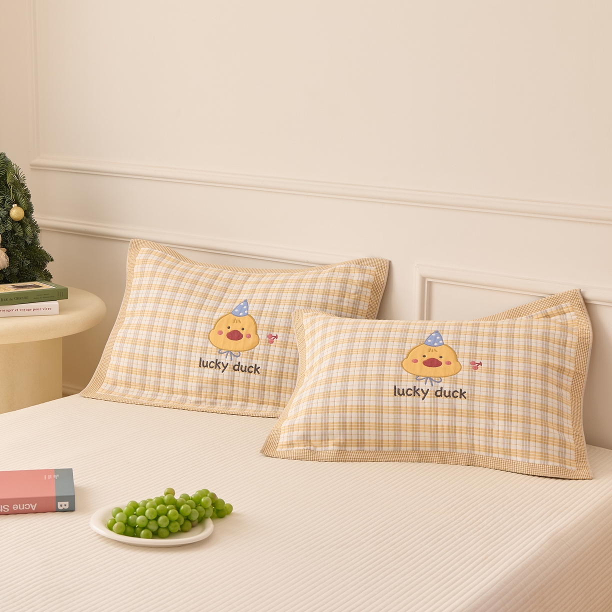 91家纺网 家纺一手货源 找家纺 沐瑟家纺 2025新款卡通格子纯棉八层枕巾（含质检报告） 橙小鸭