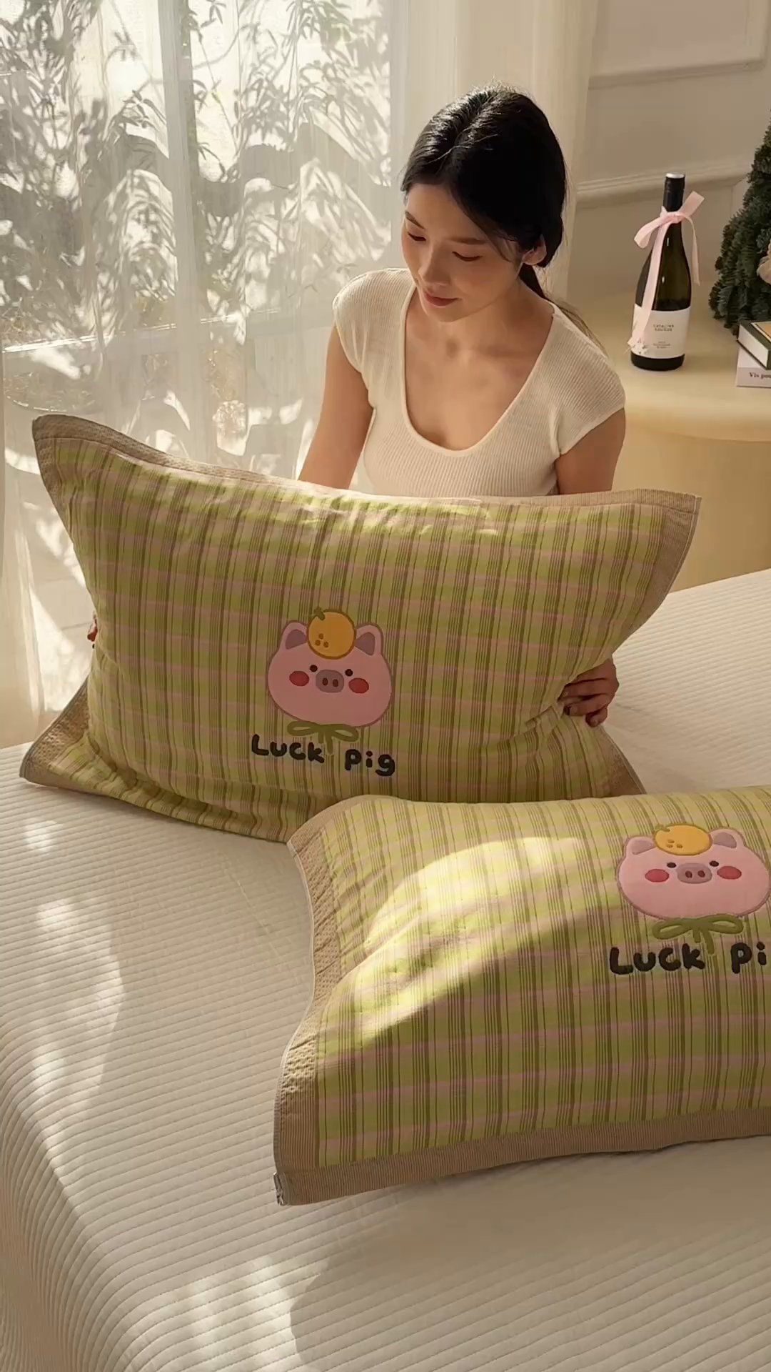 91家纺网 家纺一手货源 找家纺 沐瑟家纺 2025新款卡通格子纯棉八层枕巾（含质检报告） 橙小猪