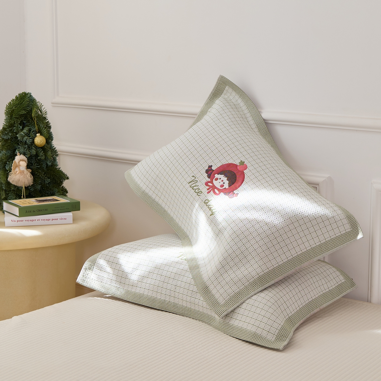 91家纺网 家纺一手货源 找家纺 沐瑟家纺 2025新款卡通格子纯棉八层枕巾（含质检报告） 番茄女孩