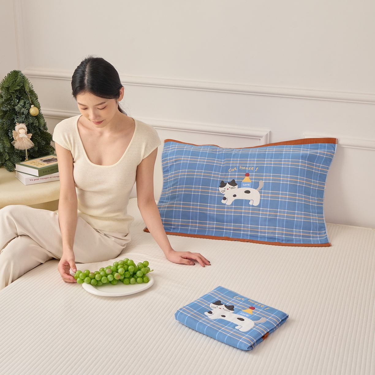 91家纺网 家纺一手货源 找家纺 沐瑟家纺 2025新款卡通格子纯棉八层枕巾（含质检报告） 房子猫