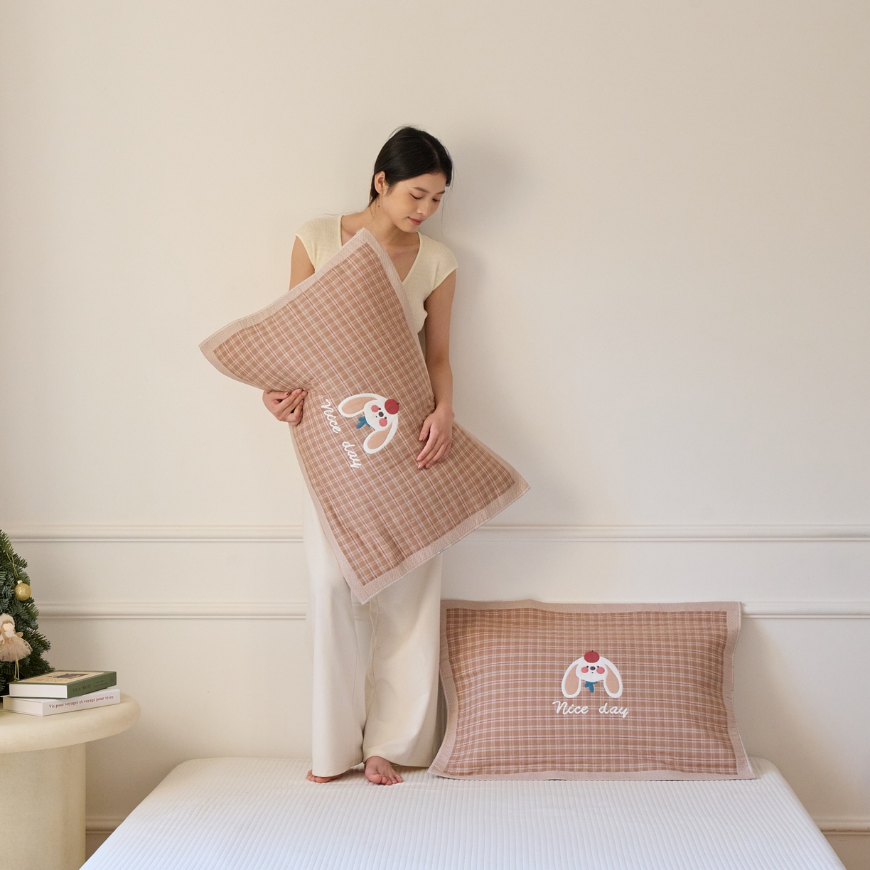 91家纺网 家纺一手货源 找家纺 沐瑟家纺 2025新款卡通格子纯棉八层枕巾（含质检报告） 桔小兔