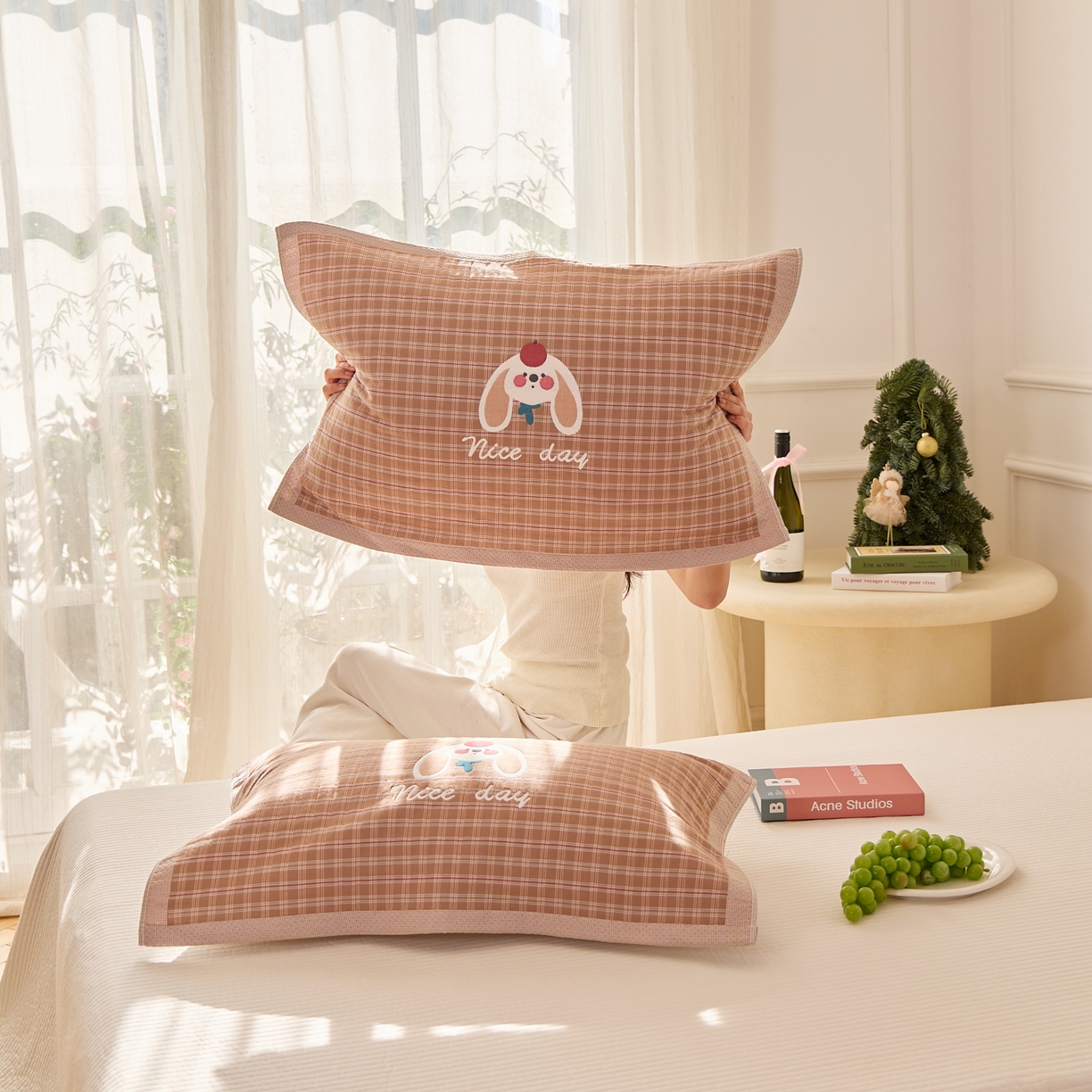 91家纺网 家纺一手货源 找家纺 沐瑟家纺 2025新款卡通格子纯棉八层枕巾（含质检报告） 桔小兔