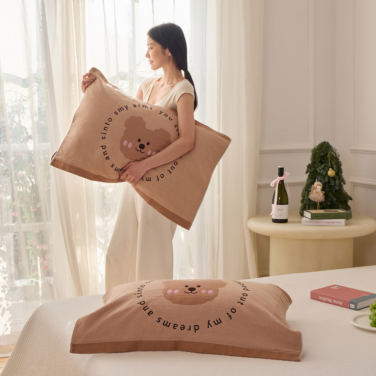 91家纺网 家纺一手货源 找家纺 沐瑟家纺 2025新款卡通格子纯棉八层枕巾（含质检报告） 快乐熊