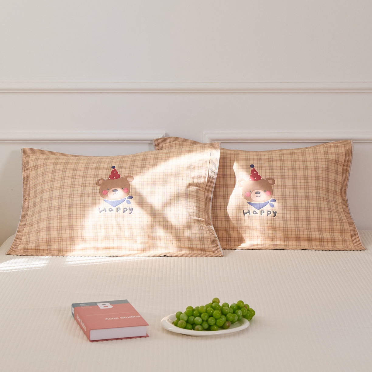 91家纺网 家纺一手货源 找家纺 沐瑟家纺 2025新款卡通格子纯棉八层枕巾（含质检报告） 圣诞熊