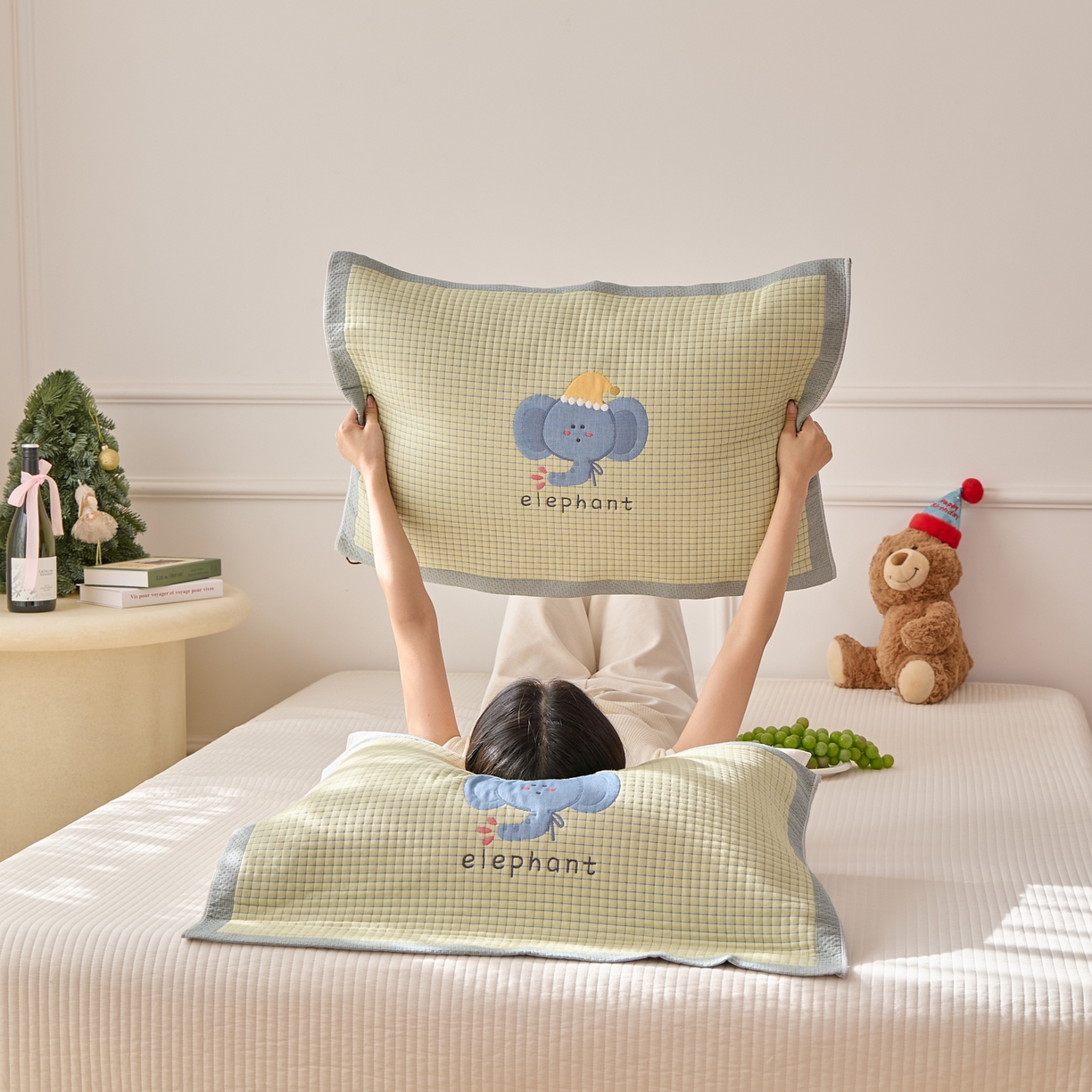 91家纺网 家纺一手货源 找家纺 沐瑟家纺 2025新款卡通格子纯棉八层枕巾（含质检报告） 水滴象