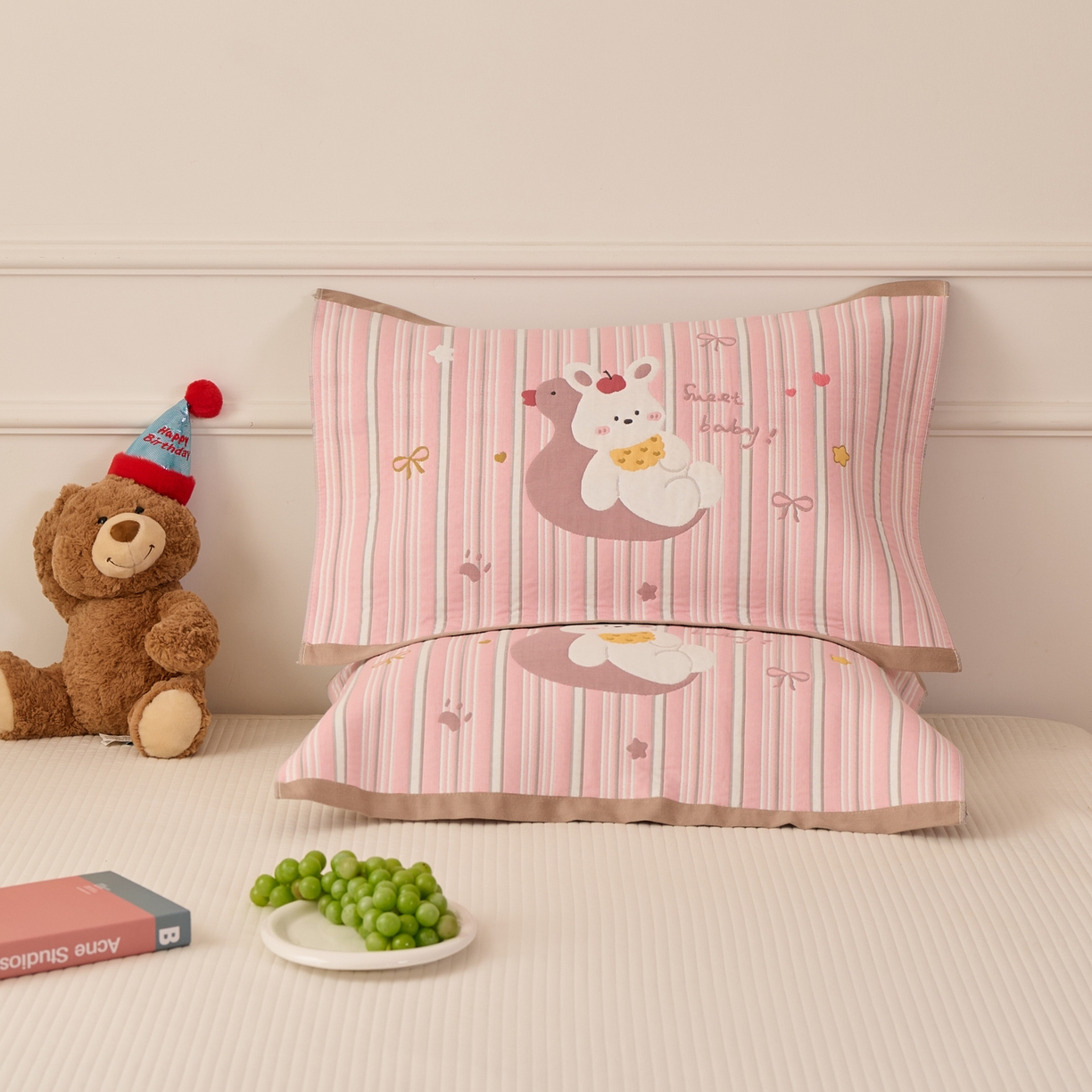 91家纺网 家纺一手货源 找家纺 沐瑟家纺 2025新款卡通格子纯棉八层枕巾（含质检报告） 兔子鸭子