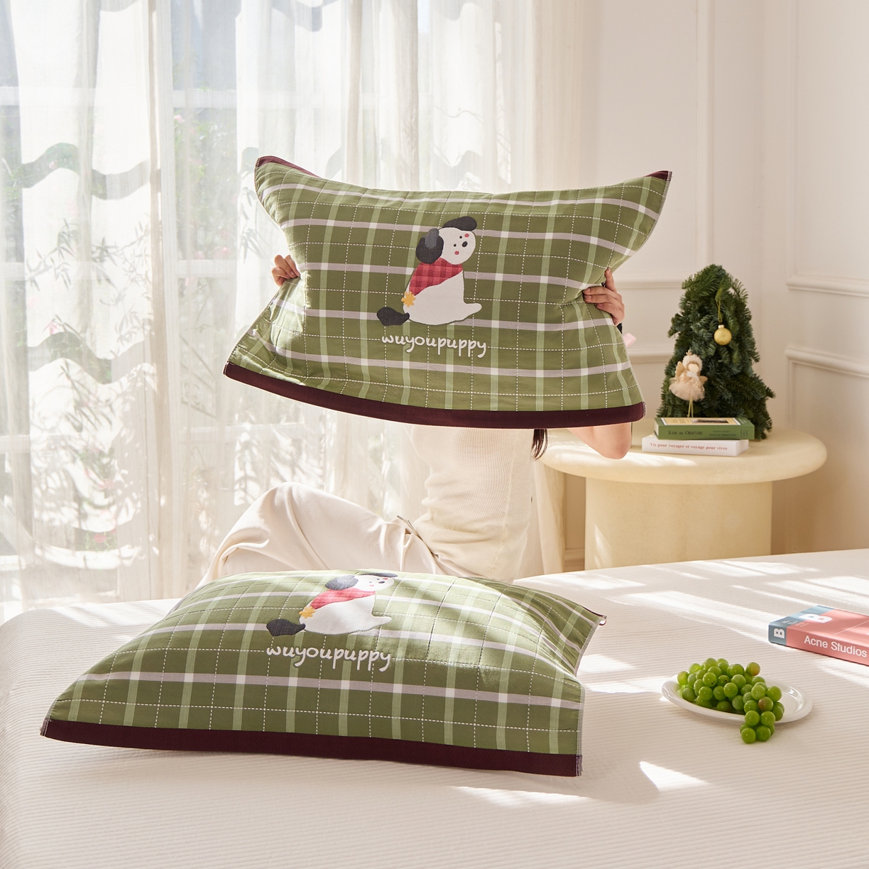 91家纺网 家纺一手货源 找家纺 沐瑟家纺 2025新款卡通格子纯棉八层枕巾（含质检报告） 围巾狗