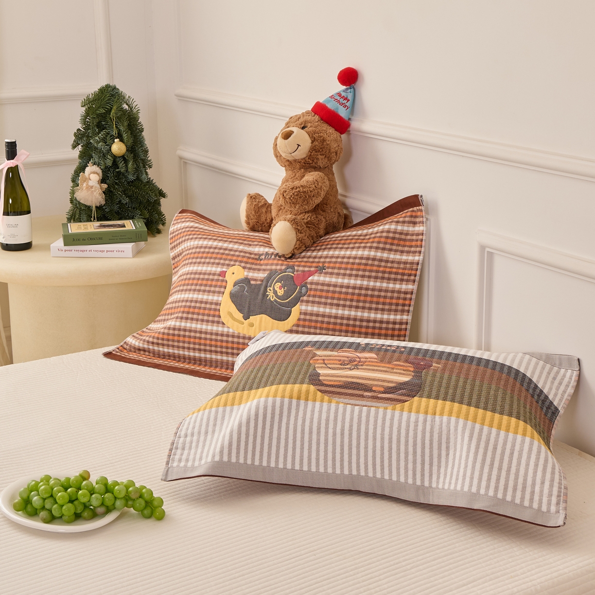 91家纺网 家纺一手货源 找家纺 沐瑟家纺 2025新款卡通格子纯棉八层枕巾（含质检报告） 小鸭熊