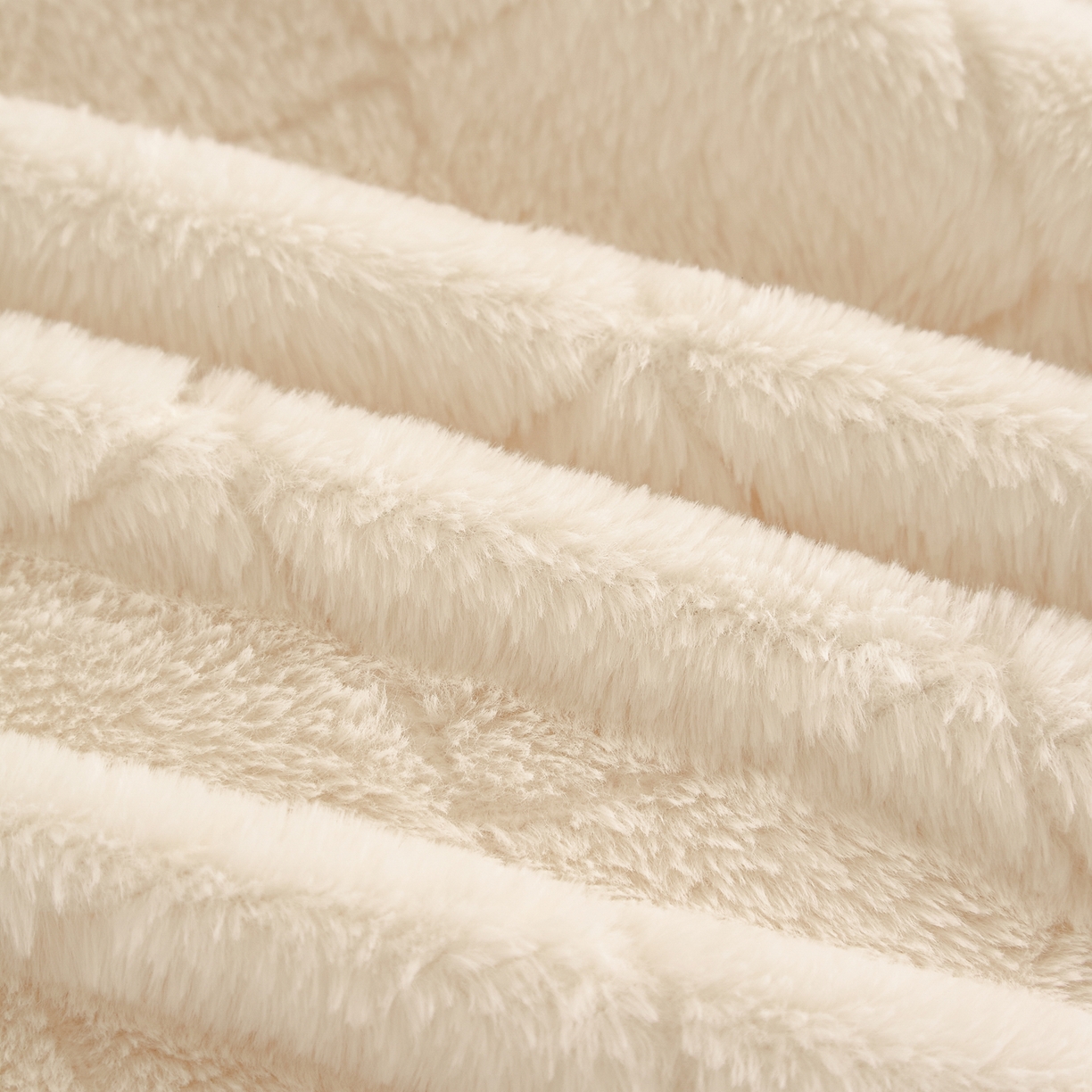 91家纺网 家纺一手货源 找家纺 （总）ONE TWO ONE 121 2025秋冬新款纯色双拼兔毛绒牛奶绒床上用品被套床单枕套四件套被子床垫褥子被芯毛毯 （会员：-10元）