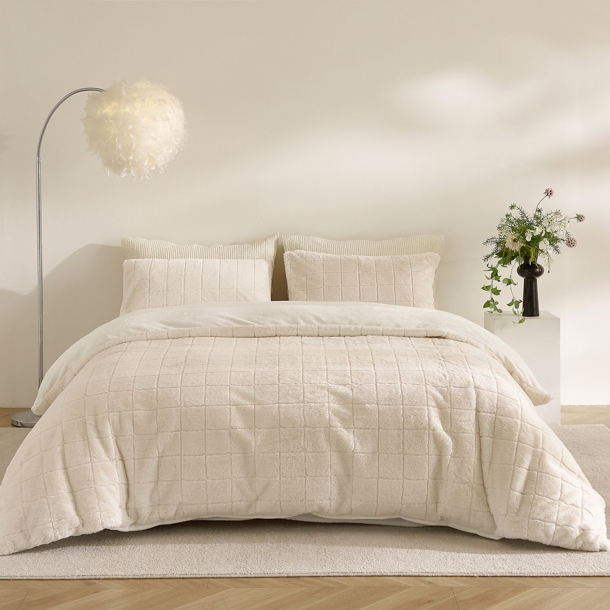 91家纺网 家纺一手货源 找家纺 （总）ONE TWO ONE 121 2025秋冬新款纯色双拼兔毛绒牛奶绒床上用品被套床单枕套四件套被子床垫褥子被芯毛毯 （会员：-10元）