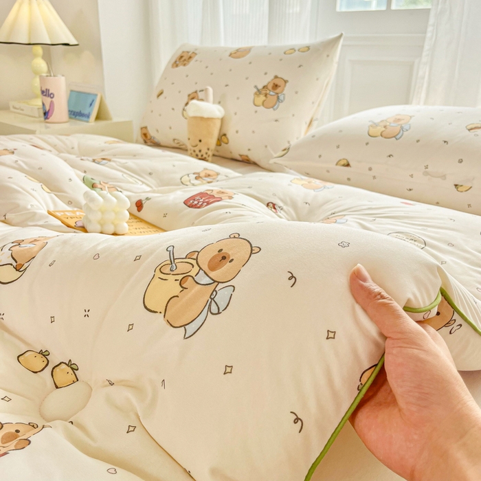 91家纺网 家纺一手货源 找家纺 小叮当家纺仓储工厂店 2025新款母婴级宝宝被子豆豆绒牛奶针织棉被子儿童被子豆豆被大豆被春秋被秋冬被 卡皮巴拉