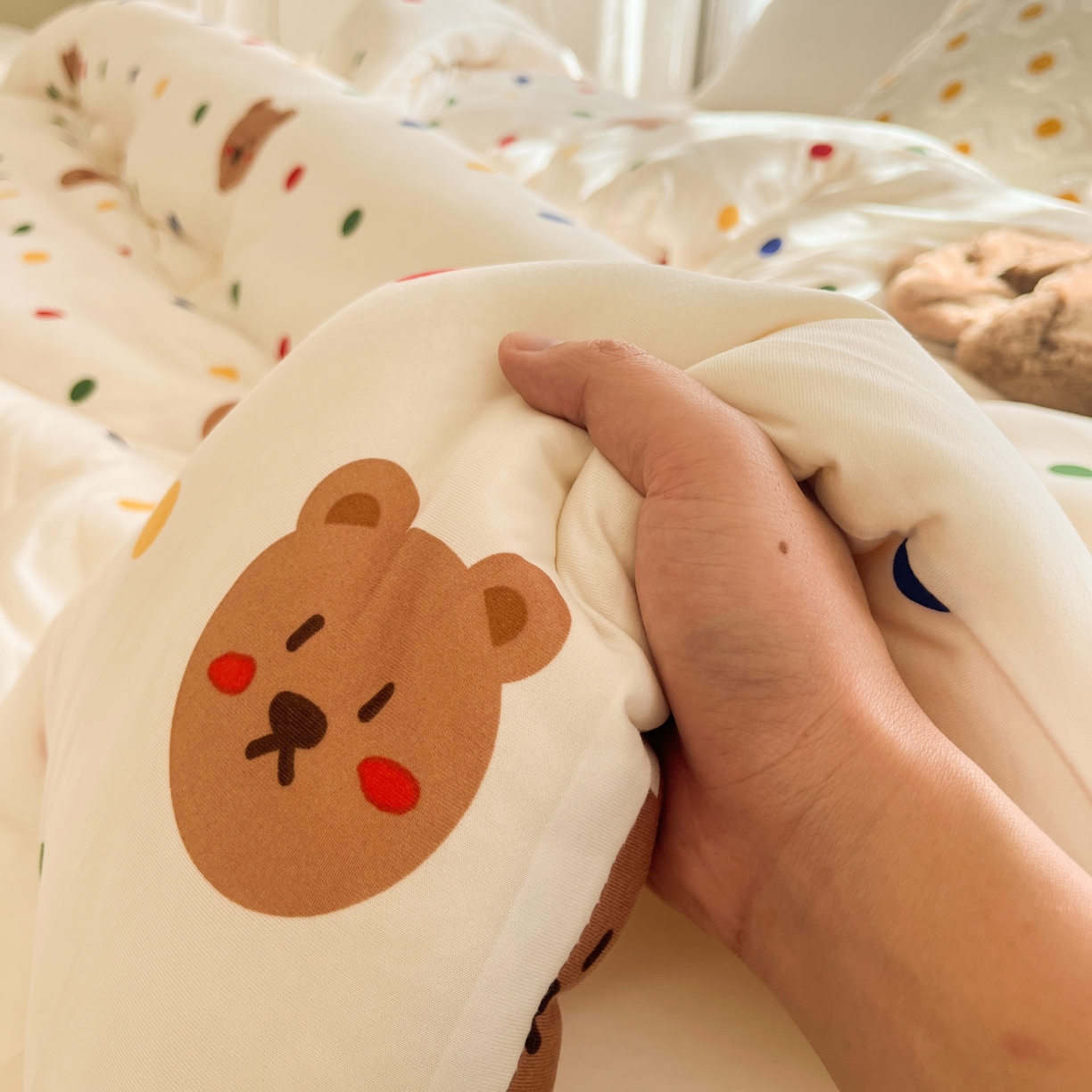 91家纺网 家纺一手货源 找家纺 小叮当家纺仓储工厂店 2025新款母婴级宝宝被子豆豆绒牛奶针织棉被子儿童被子豆豆被大豆被春秋被秋冬被 米洛熊