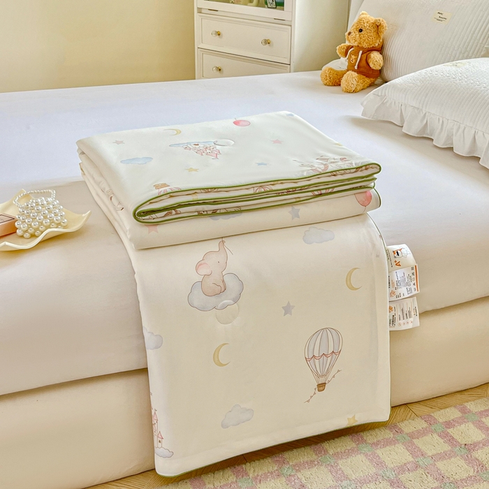 91家纺网 家纺一手货源 找家纺 小叮当家纺仓储工厂店 2025新款母婴级宝宝被子豆豆绒牛奶针织棉被子儿童被子豆豆被大豆被春秋被秋冬被 牛奶针织被-梦幻岛