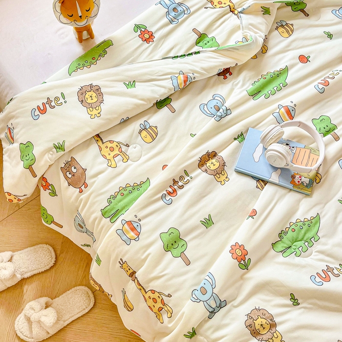 91家纺网 家纺一手货源 找家纺 小叮当家纺仓储工厂店 2025新款母婴级宝宝被子豆豆绒牛奶针织棉被子儿童被子豆豆被大豆被春秋被秋冬被 牛奶针织被-狮子派对