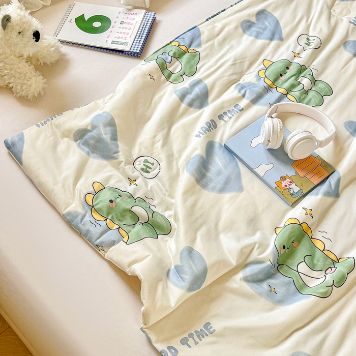 91家纺网 家纺一手货源 找家纺 小叮当家纺仓储工厂店 2025新款母婴级宝宝被子豆豆绒牛奶针织棉被子儿童被子豆豆被大豆被春秋被秋冬被 牛奶针织被-幸运独角龙