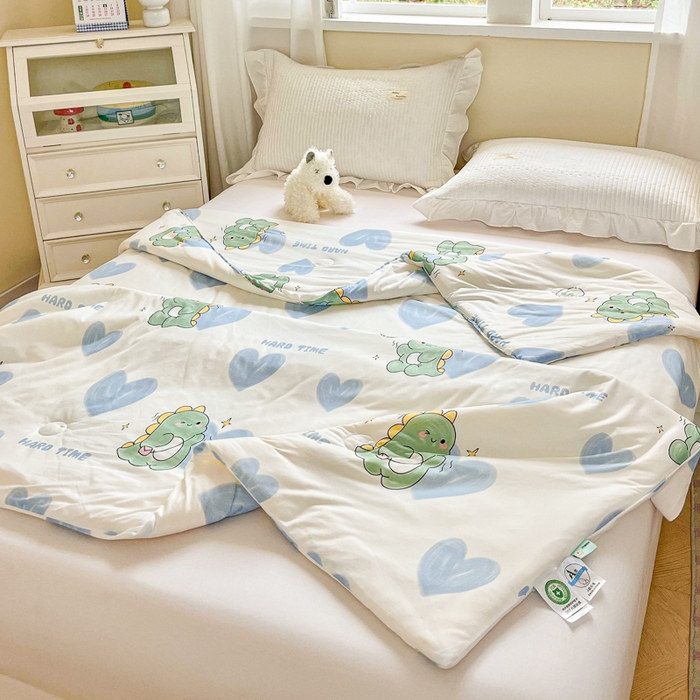 91家纺网 家纺一手货源 找家纺 小叮当家纺仓储工厂店 2025新款母婴级宝宝被子豆豆绒牛奶针织棉被子儿童被子豆豆被大豆被春秋被秋冬被 牛奶针织被-幸运独角龙