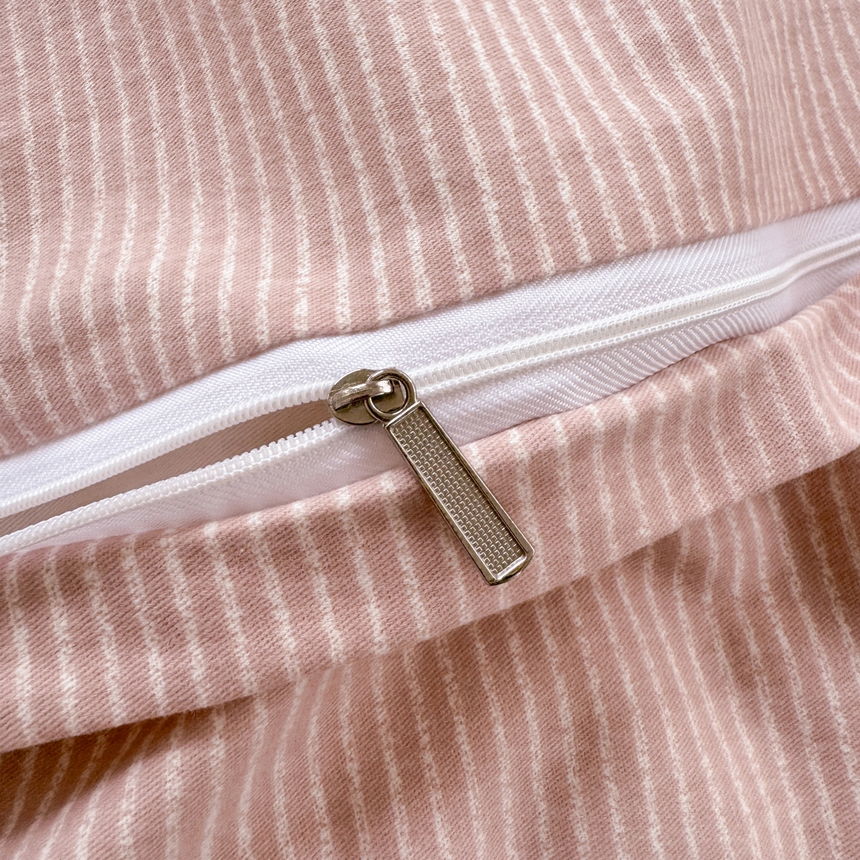 91家纺网 家纺一手货源 找家纺 小叮当家纺仓储工厂店 (买家秀 爆款花型 不断货)2025秋冬新款全棉纯棉加厚磨毛贝壳边工艺款四件套 森系粉