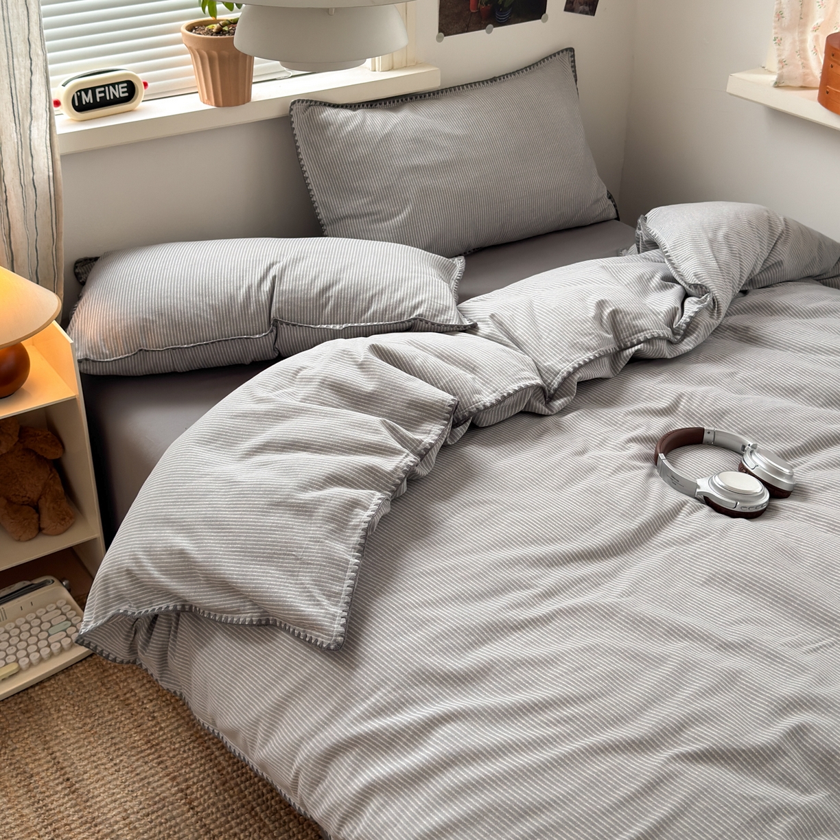 91家纺网 家纺一手货源 找家纺 小叮当家纺仓储工厂店 (买家秀 爆款花型 不断货)2025秋冬新款全棉纯棉加厚磨毛贝壳边工艺款四件套 森系灰