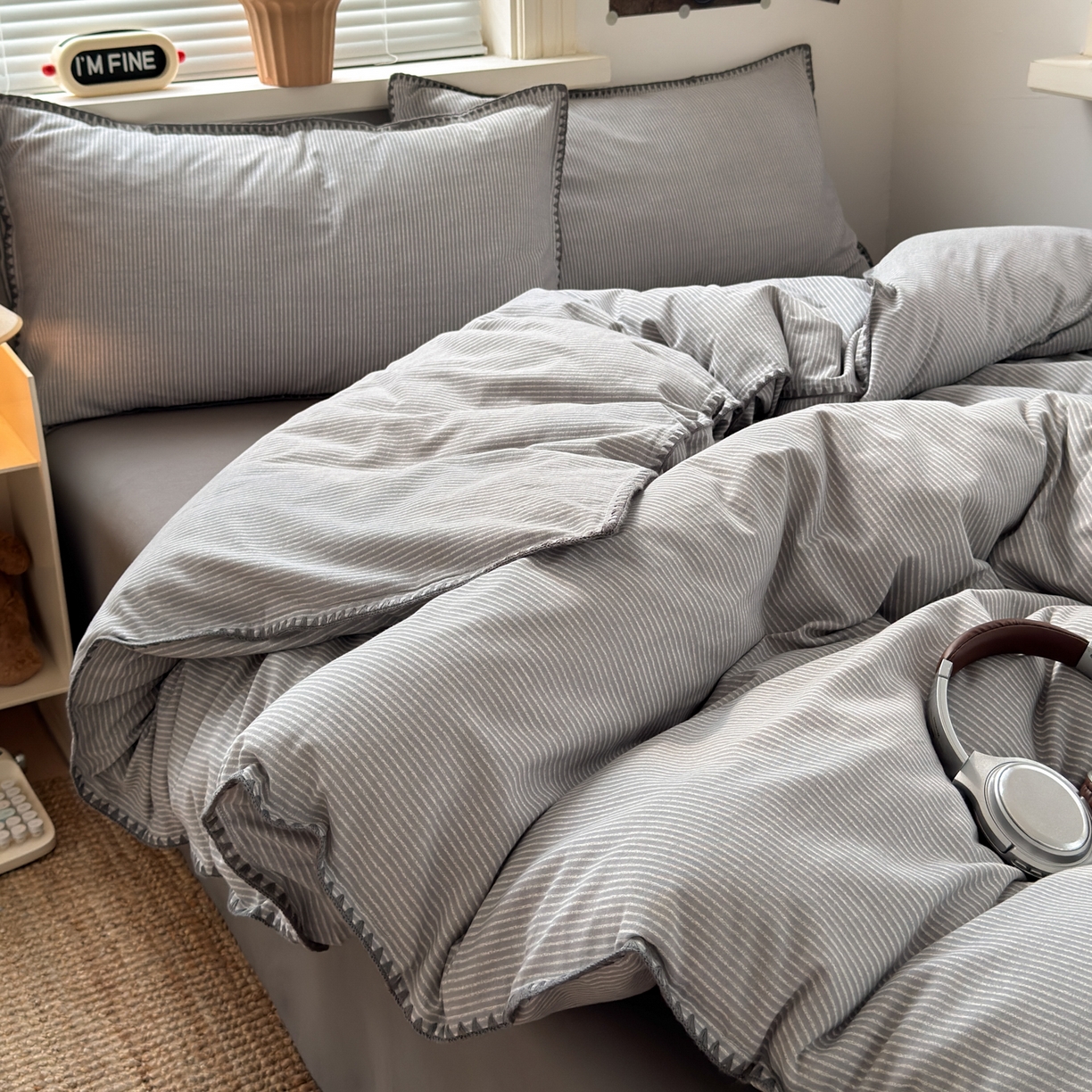 91家纺网 家纺一手货源 找家纺 小叮当家纺仓储工厂店 (买家秀 爆款花型 不断货)2025秋冬新款全棉纯棉加厚磨毛贝壳边工艺款四件套 森系灰