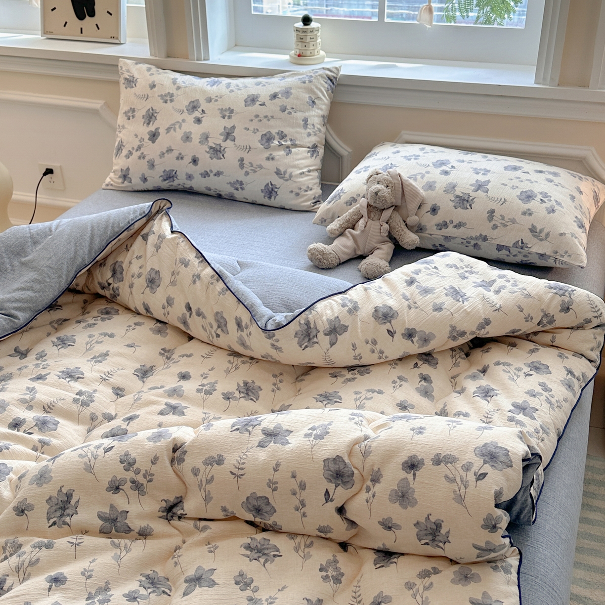 91家纺网 家纺一手货源 找家纺 （总）尊妙被业 2025新款复古双层纱大豆被冬被被子被芯