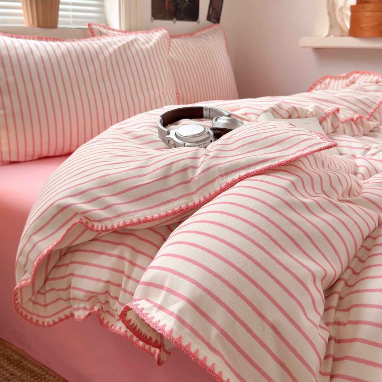 91家纺网 家纺一手货源 找家纺 小叮当家纺仓储工厂店 (买家秀 爆款花型 不断货)2025秋冬新款全棉纯棉加厚磨毛贝壳边工艺款四件套 星辰粉