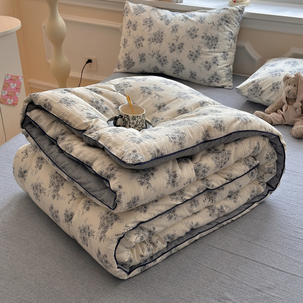 91家纺网 家纺一手货源 找家纺 （总）尊妙被业 2025新款复古双层纱大豆被冬被被子被芯