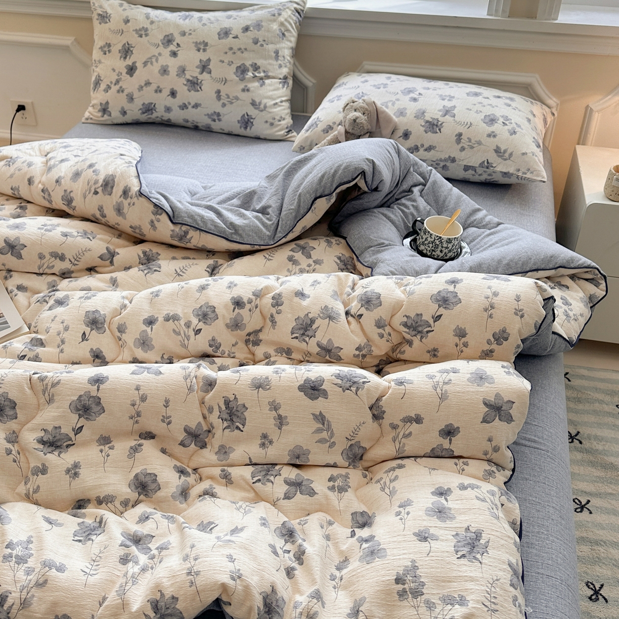 91家纺网 家纺一手货源 找家纺 尊妙被业 2025新款复古双层纱大豆被冬被被子被芯 季野