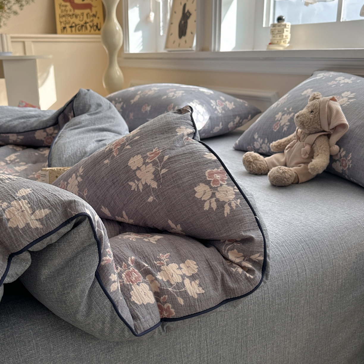 91家纺网 家纺一手货源 找家纺 尊妙被业 2025新款复古双层纱大豆被冬被被子被芯 晴云