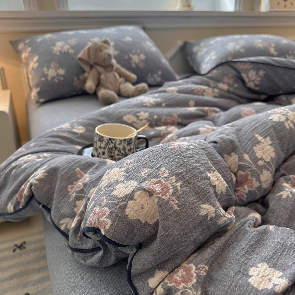 91家纺网 家纺一手货源 找家纺 尊妙被业 2025新款复古双层纱大豆被冬被被子被芯 晴云