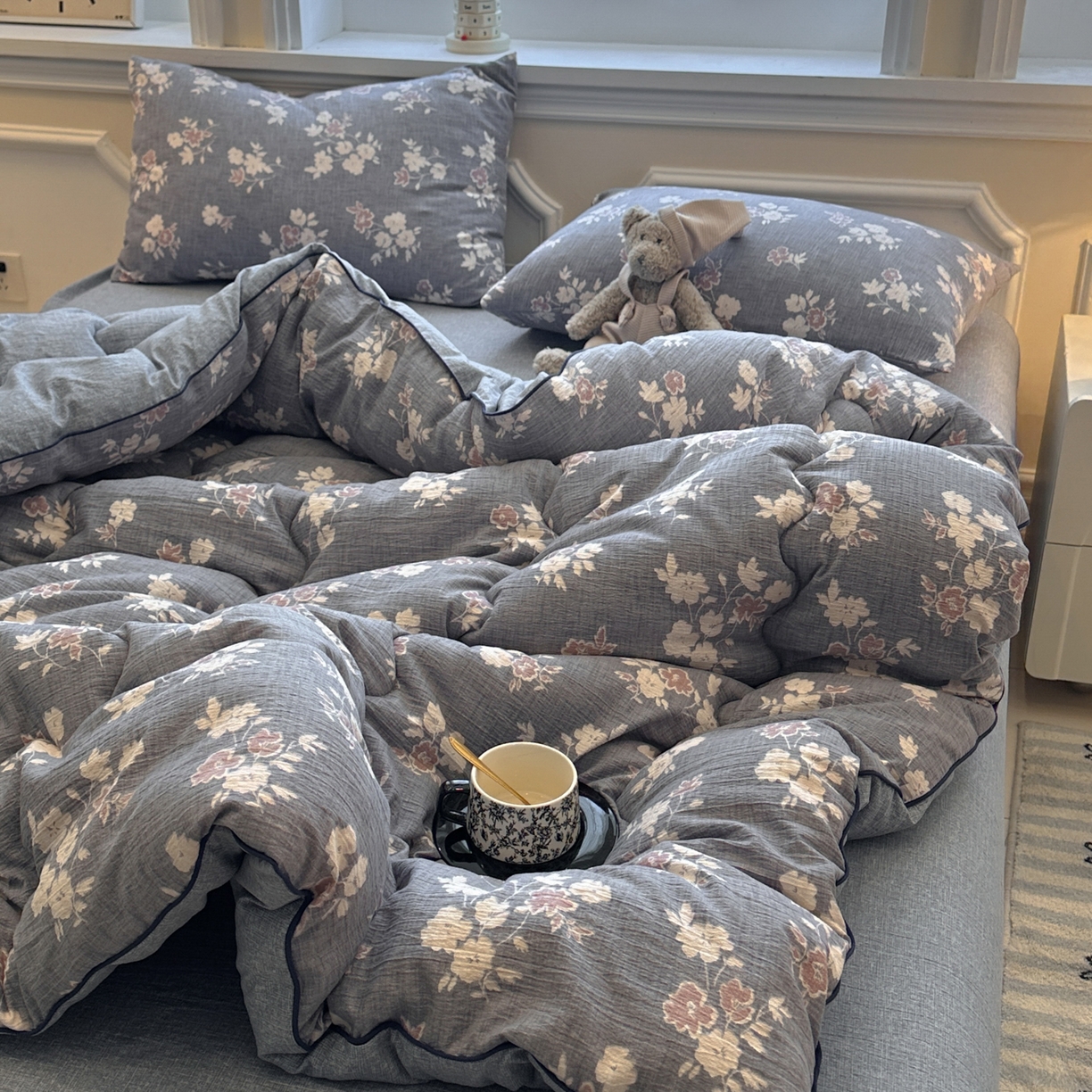 91家纺网 家纺一手货源 找家纺 尊妙被业 2025新款复古双层纱大豆被冬被被子被芯 晴云