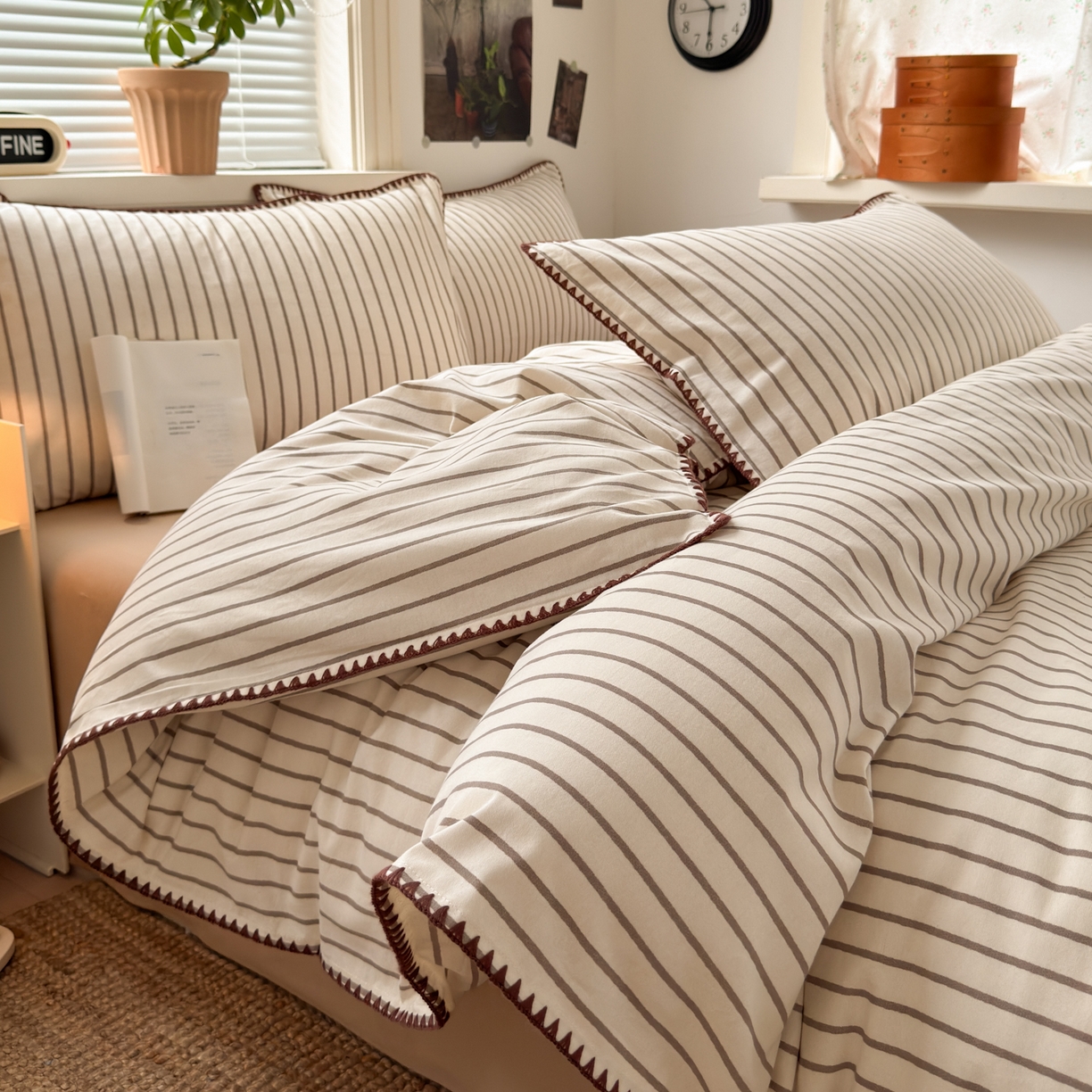 91家纺网 家纺一手货源 找家纺 小叮当家纺仓储工厂店 (买家秀 爆款花型 不断货)2025秋冬新款全棉纯棉加厚磨毛贝壳边工艺款四件套 星辰咖