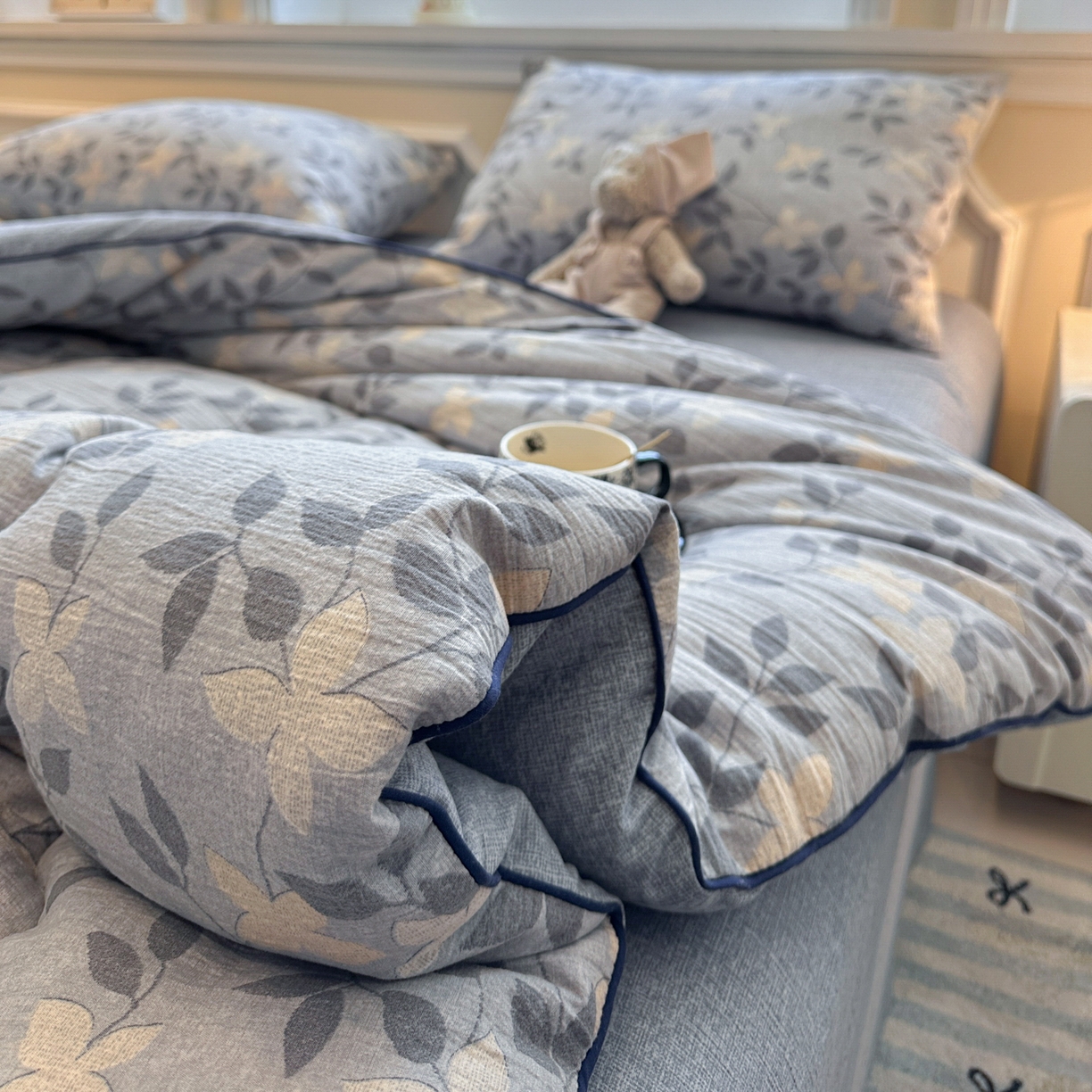 91家纺网 家纺一手货源 找家纺 尊妙被业 2025新款复古双层纱大豆被冬被被子被芯 秋叶