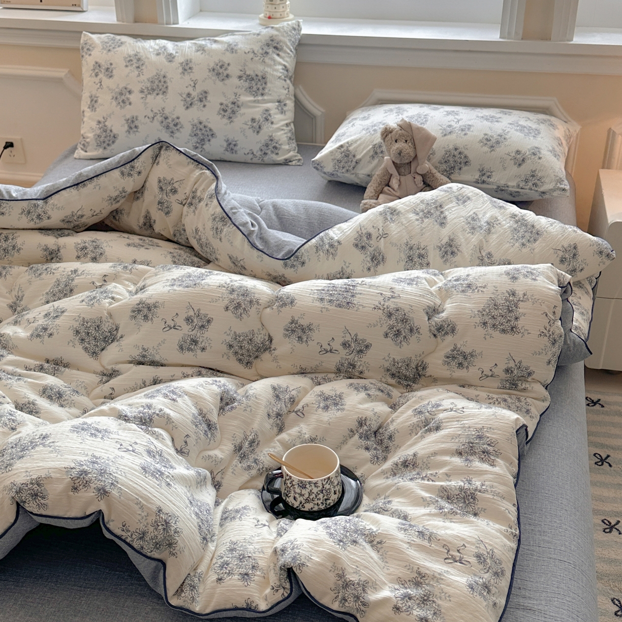 91家纺网 家纺一手货源 找家纺 尊妙被业 2025新款复古双层纱大豆被冬被被子被芯 云嫚