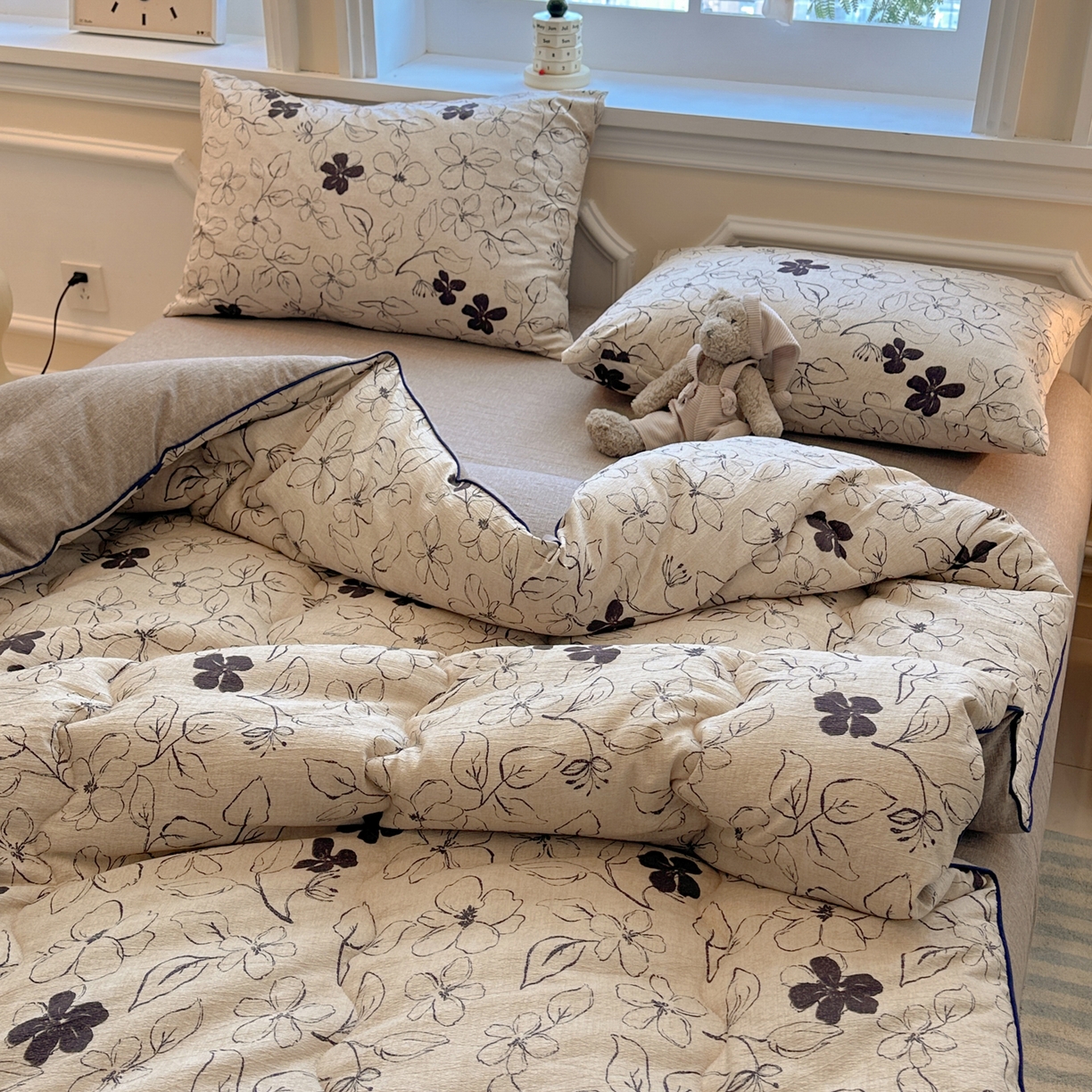 91家纺网 家纺一手货源 找家纺 尊妙被业 2025新款复古双层纱大豆被冬被被子被芯 织意