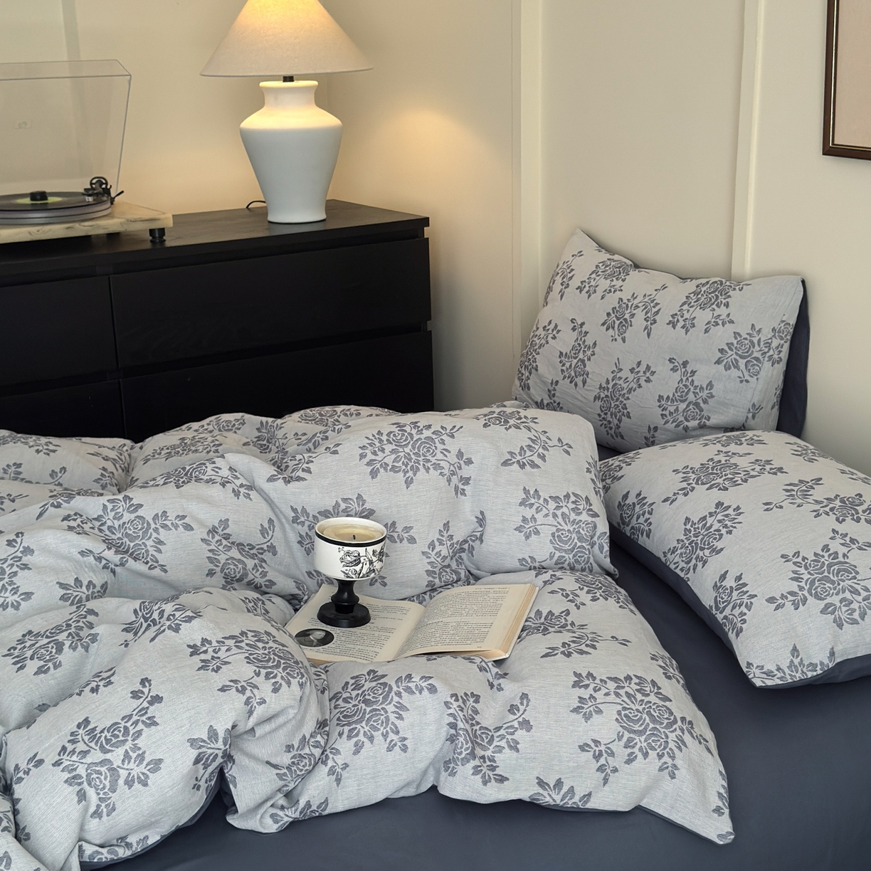 91家纺网 家纺一手货源 找家纺 （总）小叮当家纺仓储工厂店 (买家秀 爆款花型 不断货)2025新款A类全棉纯棉加厚磨毛双层纱色织提花四件套