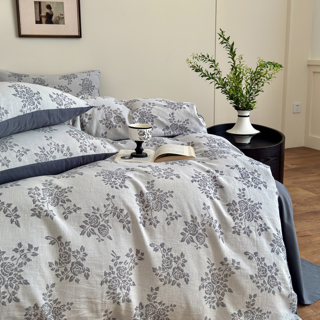 91家纺网 家纺一手货源 找家纺 （总）小叮当家纺仓储工厂店 (买家秀 爆款花型 不断货)2025新款A类全棉纯棉加厚磨毛双层纱色织提花四件套