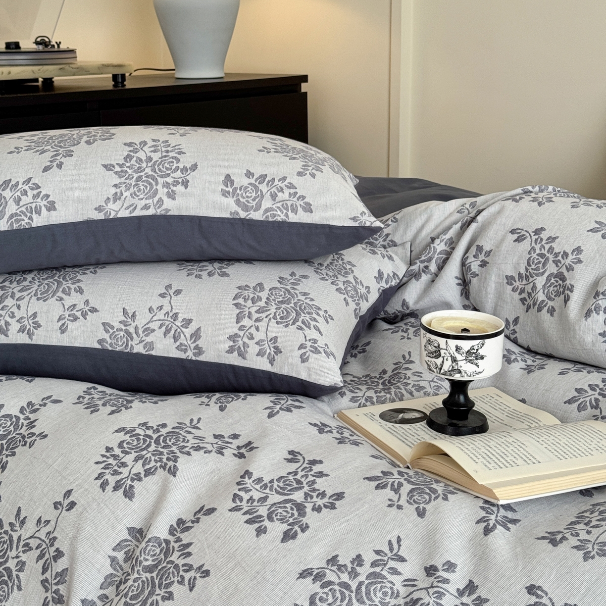 91家纺网 家纺一手货源 找家纺 （总）小叮当家纺仓储工厂店 (买家秀 爆款花型 不断货)2025新款A类全棉纯棉加厚磨毛双层纱色织提花四件套